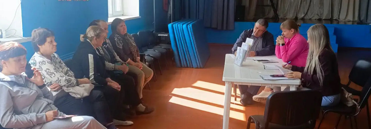 В Замзорском МО прошёл приём «Мобильной приёмной»
