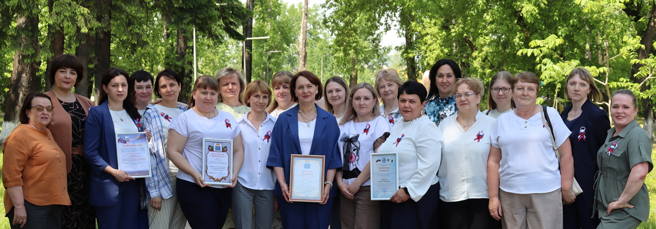 Звонкие аплодисменты в честь добрых сердец: в Нижнеудинске отметили День социального работника